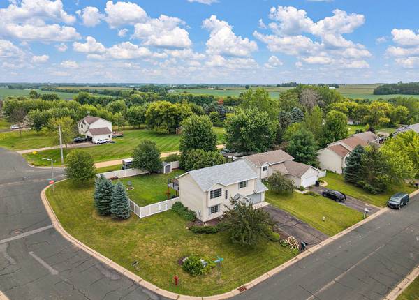 1300 Brookhaven DR, Hammond, WI 54015