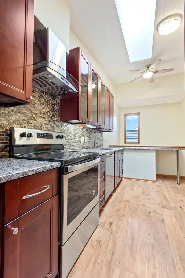5546 Village DR, Edina, MN 55439