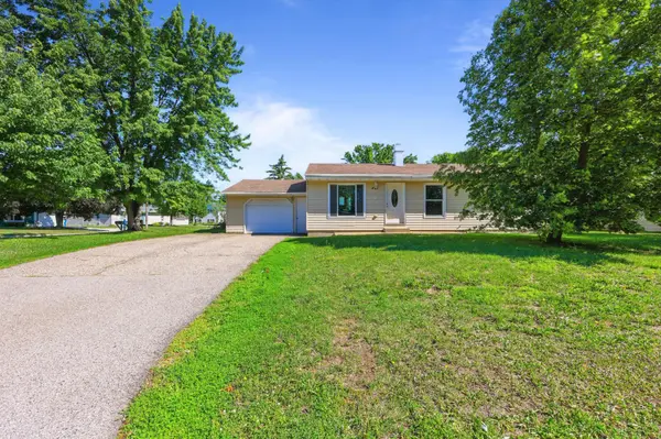 421 W Ash ST, Saint Joseph, MN 56374