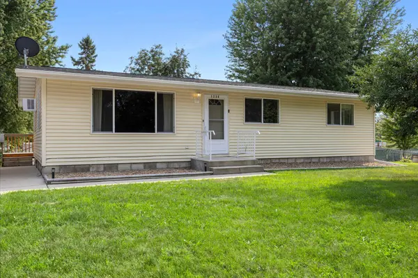 1230 8th ST, Howard Lake, MN 55349