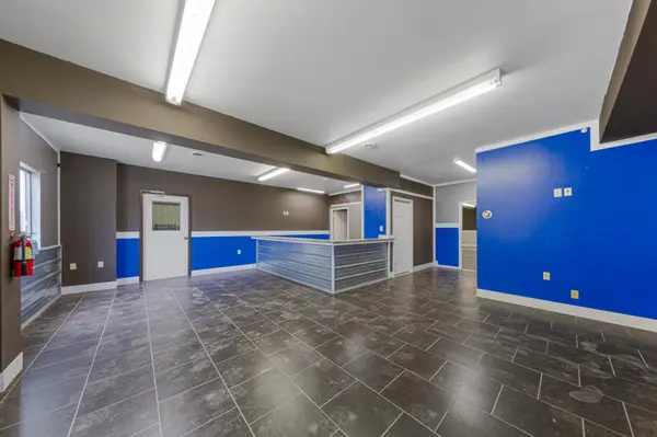 100 D ST, Mankato, MN 56001