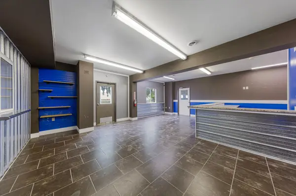 100 D ST, Mankato, MN 56001