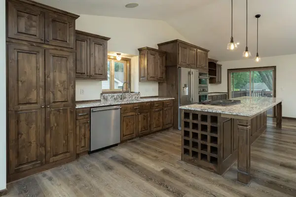 700 141st AVE NW, Andover, MN 55304