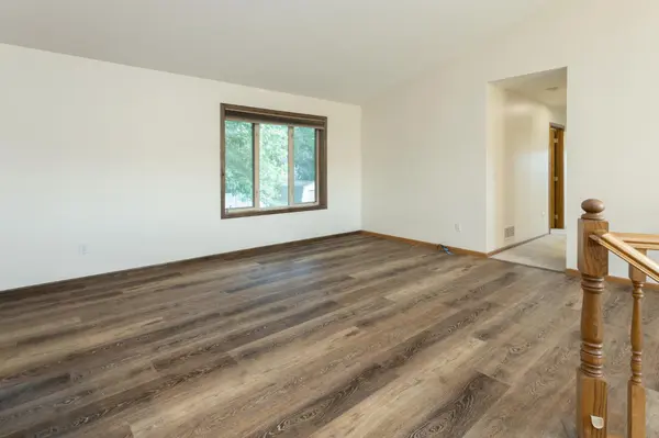 700 141st AVE NW, Andover, MN 55304