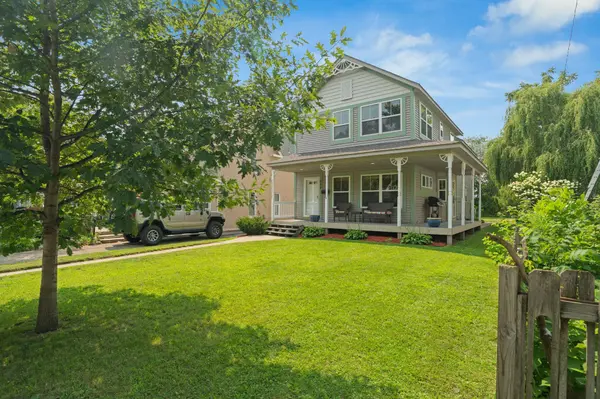 658 4th AVE NW, New Brighton, MN 55112