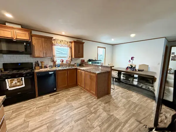 2020 Peregrine PL NW, Stewartville, MN 55976