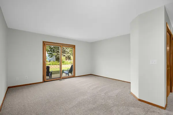 4061 Maureen DR NE #106NE, Columbia Heights, MN 55421