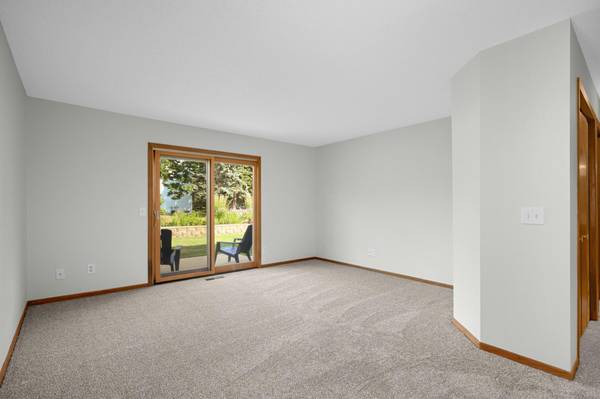 4061 Maureen DR NE #106NE, Columbia Heights, MN 55421