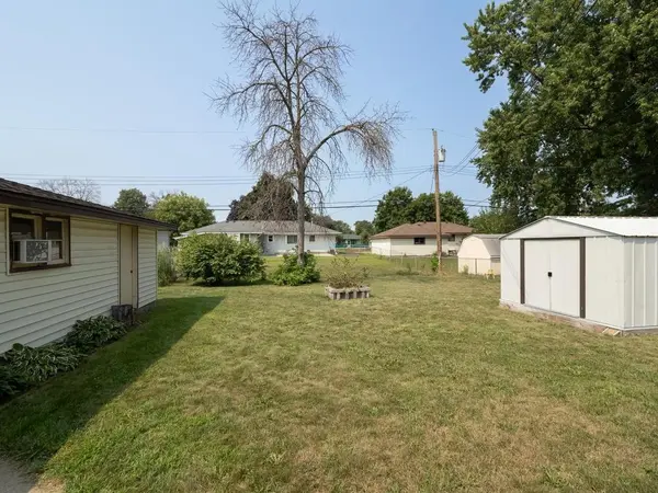 6231 Quail AVE N, Brooklyn Center, MN 55429