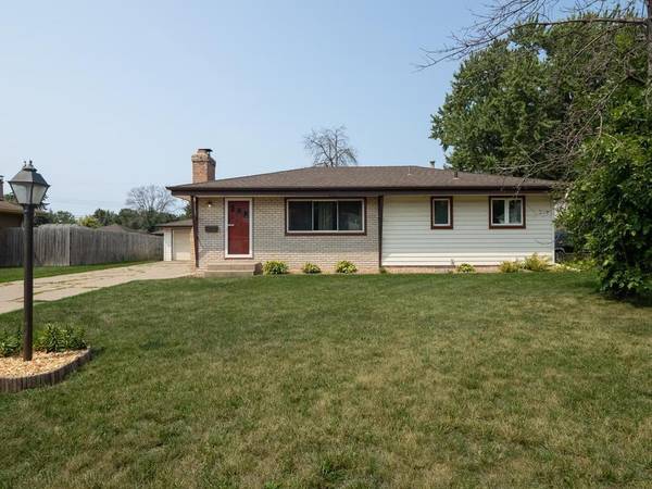 6231 Quail AVE N, Brooklyn Center, MN 55429