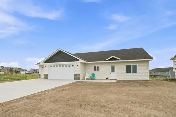 1006 Misty Meadow BLVD, Buffalo, MN 55313