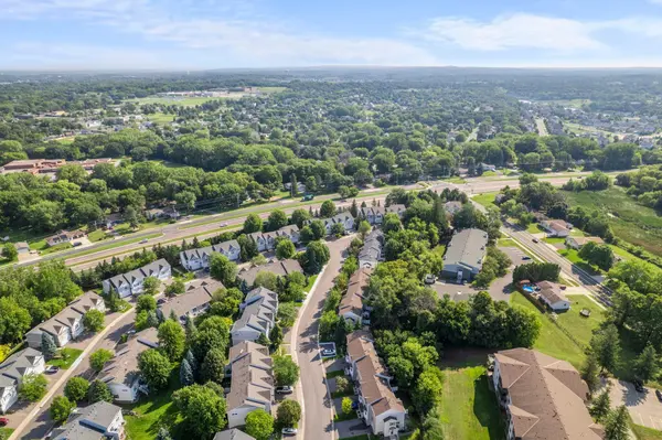 5038 Bluff Heights TRL SE, Prior Lake, MN 55372