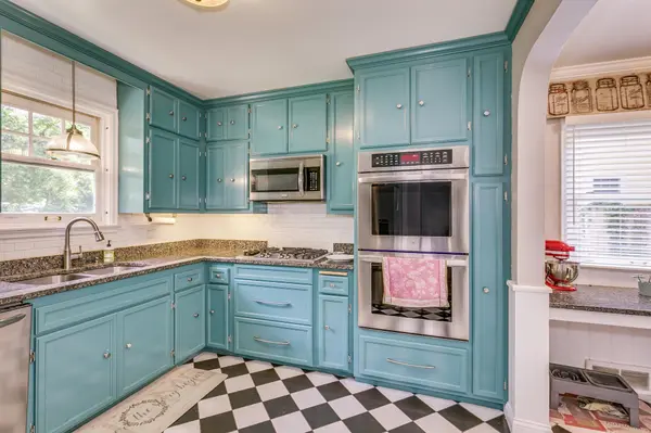 4354 Browndale AVE, Saint Louis Park, MN 55424