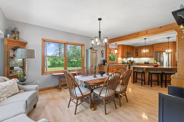 35290 Quincy DR NE, Cambridge, MN 55008