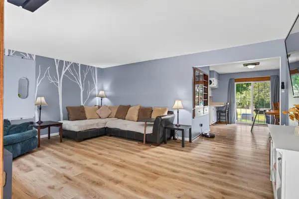 13848 Crosstown DR NW, Andover, MN 55304