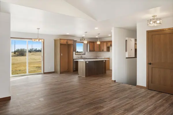 220 Lylac Circle, Forman, ND 58032