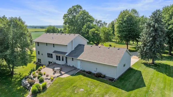 4614 215th ST E, Hampton, MN 55031