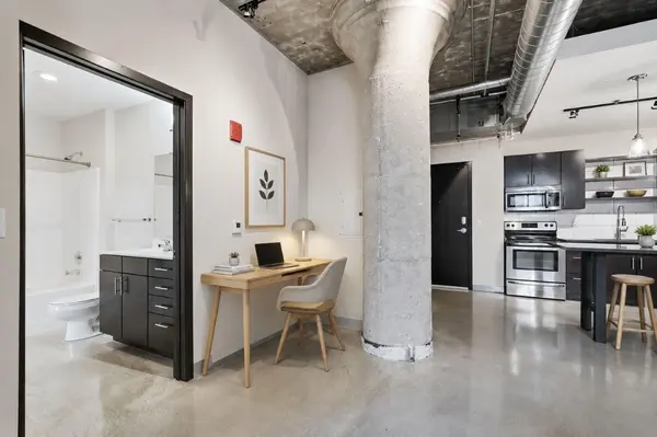 607 Washington Ave N #307, Minneapolis, MN 55401