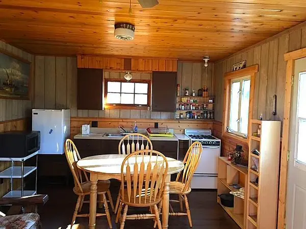 1915 Lynx IS, International Falls, MN 56649