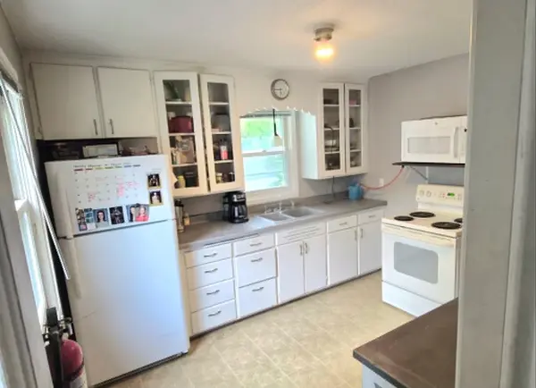 1430 11th ST N, Fargo, ND 58102