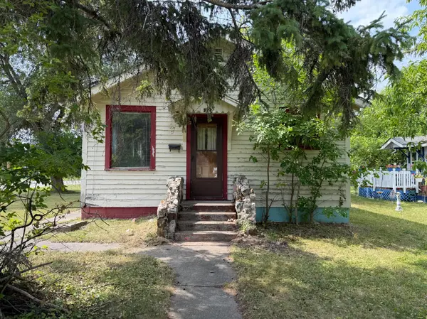 1222 Main AVE, International Falls, MN 56649