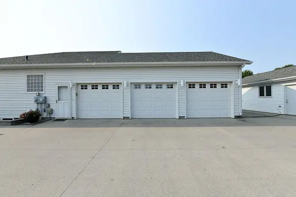 520 2nd AVE S, Kindred, ND 58051