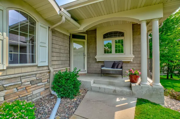 4610 Dallas LN N, Plymouth, MN 55446