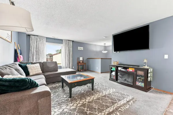 408 19th ST E, West Fargo, ND 58078