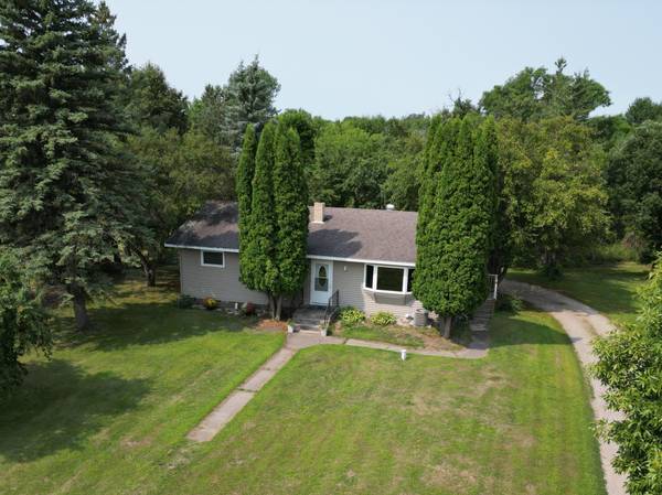 1213 Riverside DR, Detroit Lakes, MN 56501