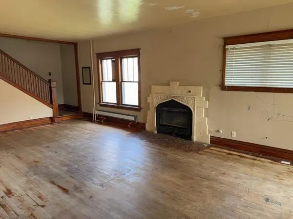 520 3rd ST NW, Chisholm, MN 55719