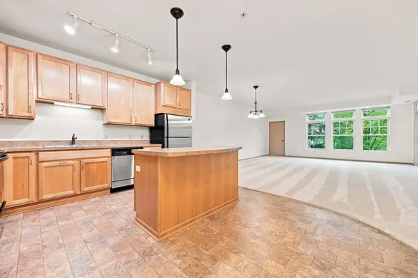 7100 Metro BLVD #213, Edina, MN 55439