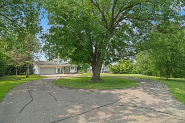 25990 Gates AVE, Faribault, MN 55021