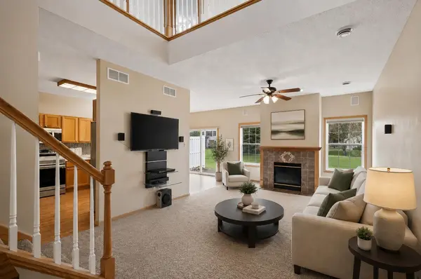 6598 154th ST W #136, Apple Valley, MN 55124