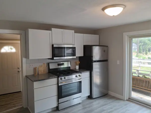 321 3rd ST W, Carver, MN 55315