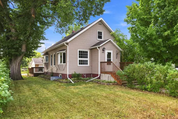 202 1st AVE SW, Dilworth, MN 56529
