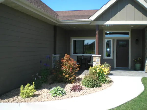 626 Lake Forest CIR, Detroit Lakes, MN 56501