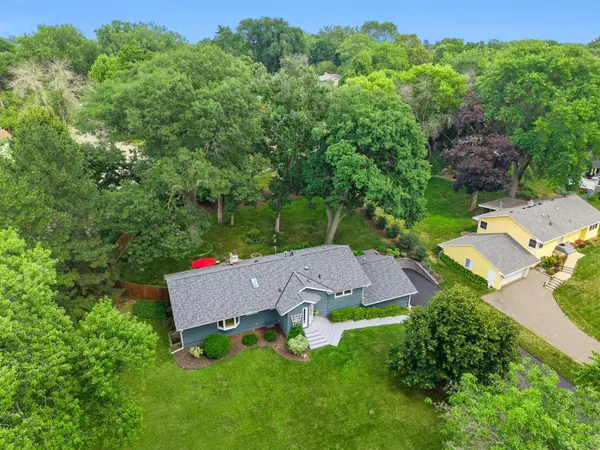 16409 Norwood LN, Minnetonka, MN 55345