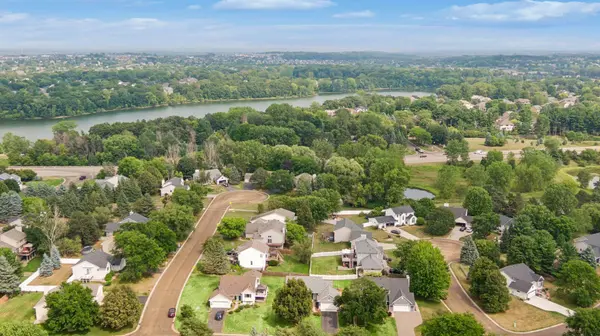 1649 Regatta DR, Woodbury, MN 55125