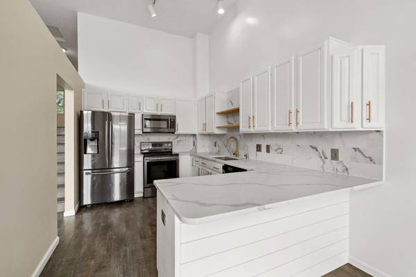 813 Alysheba RD, Shakopee, MN 55379