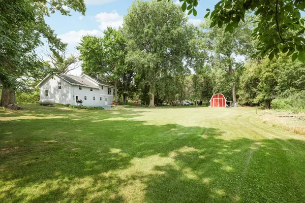 10574 Arnold CIR NW, Monticello, MN 55362