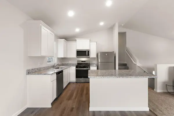 18762 Grant ST NW, Elk River, MN 55330