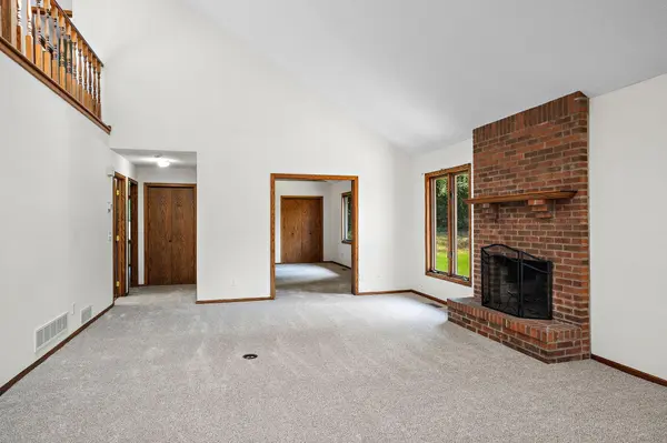 8824 Montegue TER N, Brooklyn Park, MN 55443