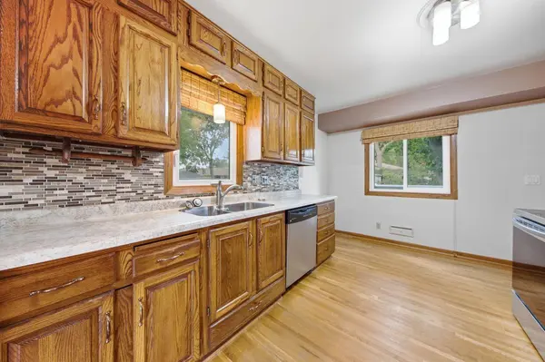 8354 Valentine TER, Bloomington, MN 55431