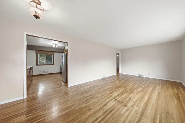 8354 Valentine TER, Bloomington, MN 55431