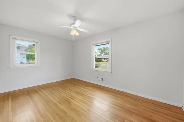 8354 Valentine TER, Bloomington, MN 55431