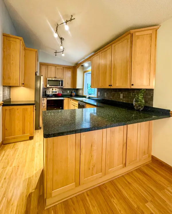 14790 40th AVE N, Plymouth, MN 55446