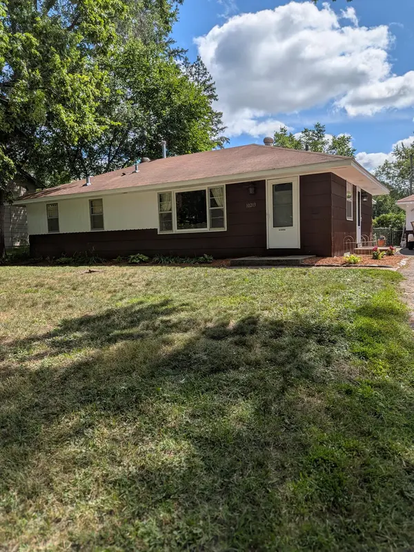 10213 Wentworth AVE S, Bloomington, MN 55420