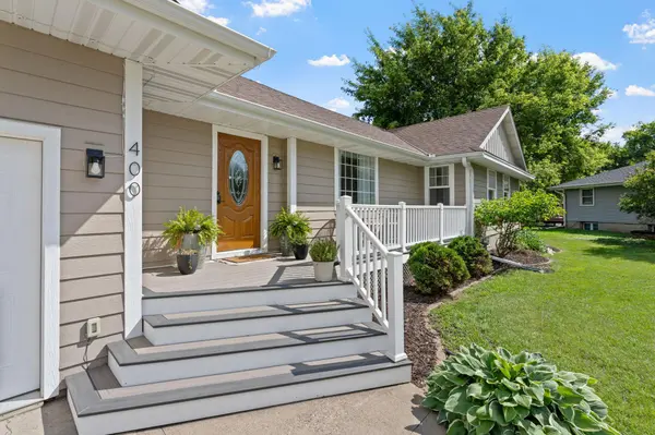 400 Decatur AVE N, Golden Valley, MN 55427