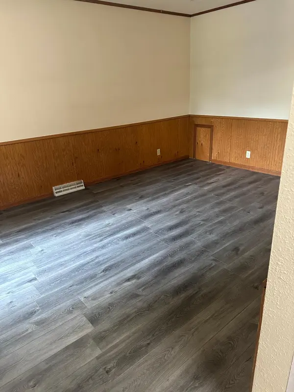 523 Davis AVE, Westbrook, MN 56183