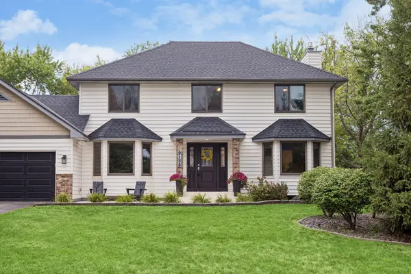 9136 Pinehurst RD, Woodbury, MN 55125